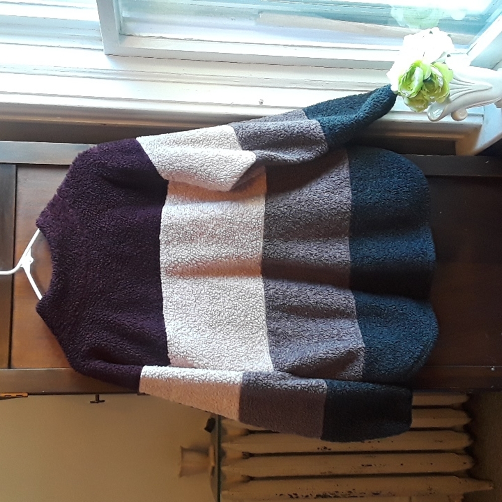 Maurices Size Xl Sherpa Colorblock Pullover - image 4
